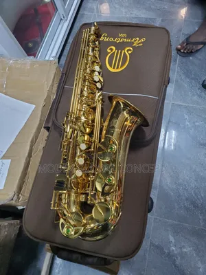 Armstrong Professional Alto Saxophone 🎷