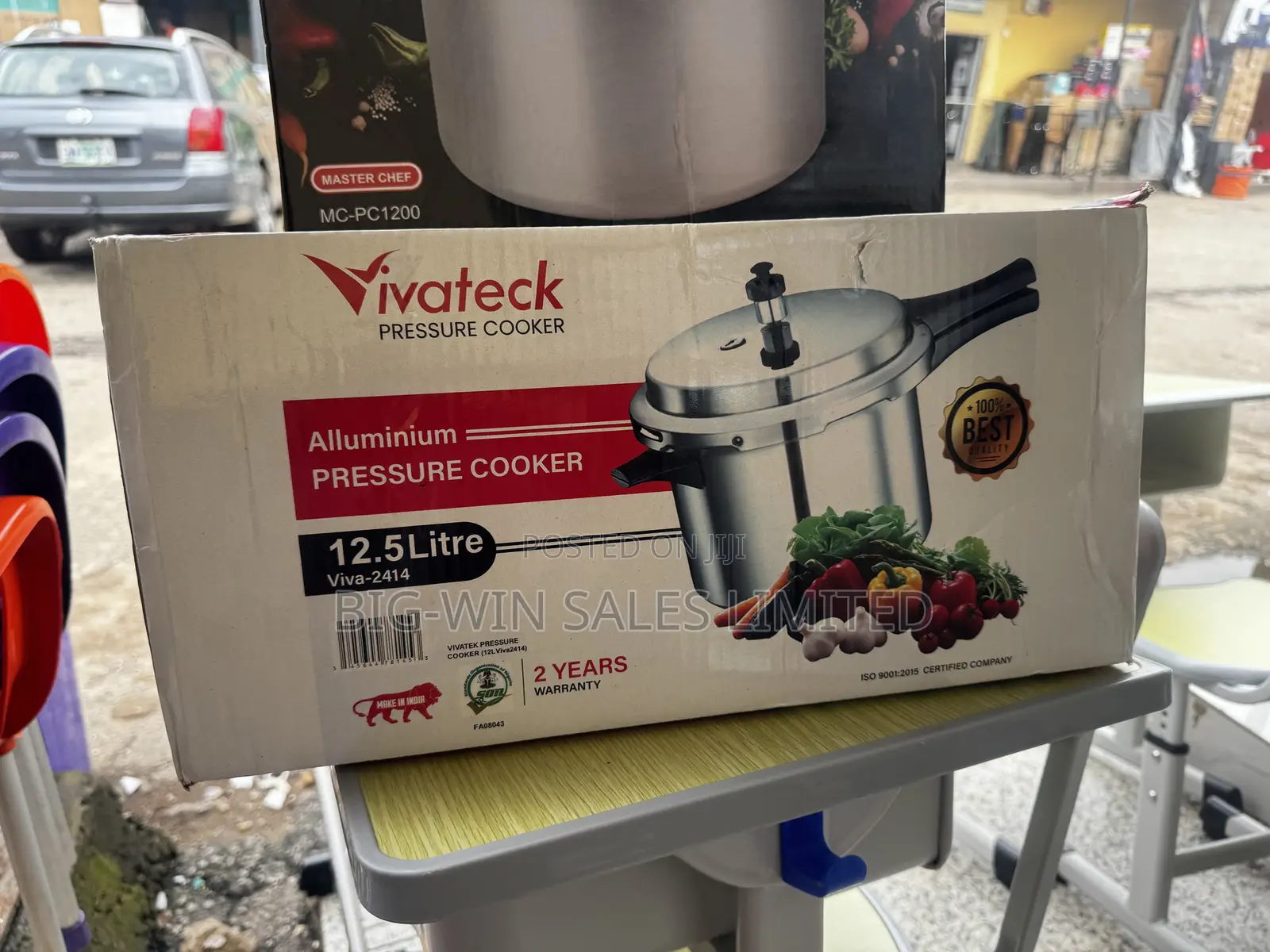 Vivateck Pressure Cooker