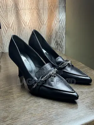 Women’s Shoes