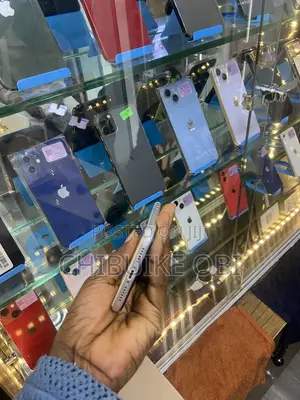 Apple iPhone XR 64 GB White
