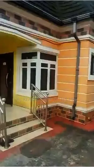 Furnished 4bdrm Block of Flats in Benin City for sale