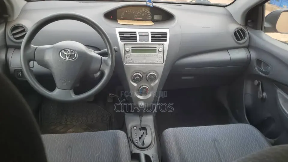 Toyota Yaris 2007 Blue