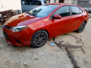 Toyota Corolla 2015 Red