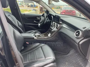 Mercedes-Benz GLC-Class 2017 Black