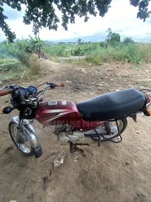Bajaj Boxer 2023 Red