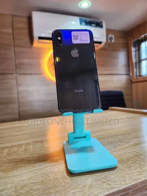 Apple iPhone XS 64 GB Black