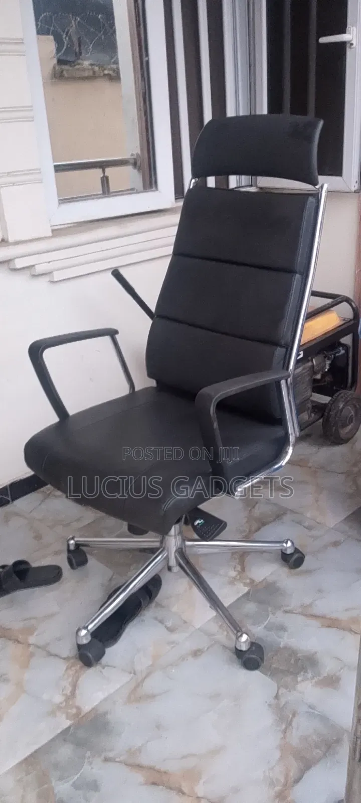 Ergonomic Office Swivel Chair