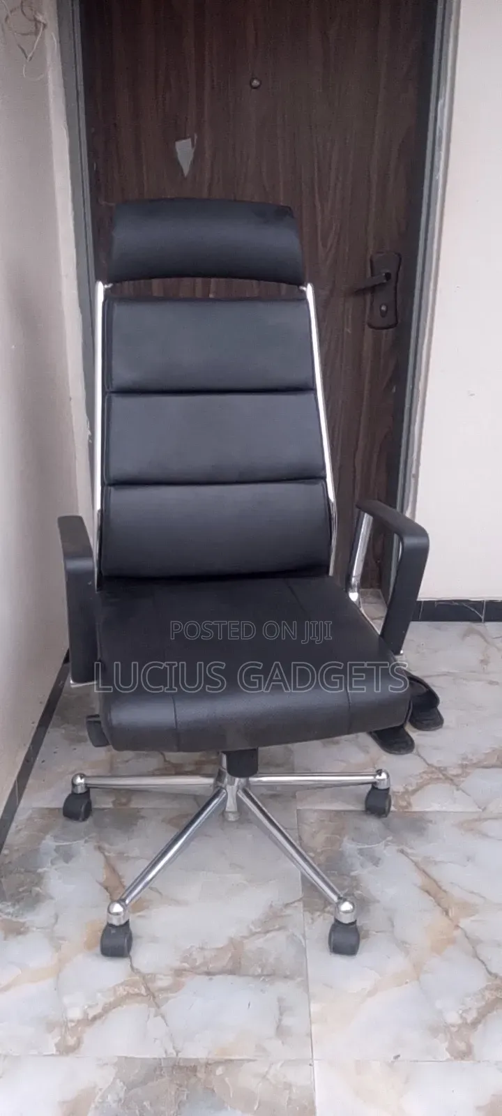Ergonomic Office Swivel Chair