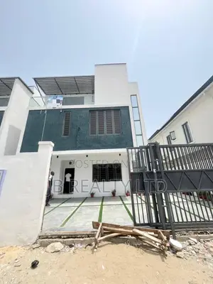 4bdrm Duplex in Ologolo for rent