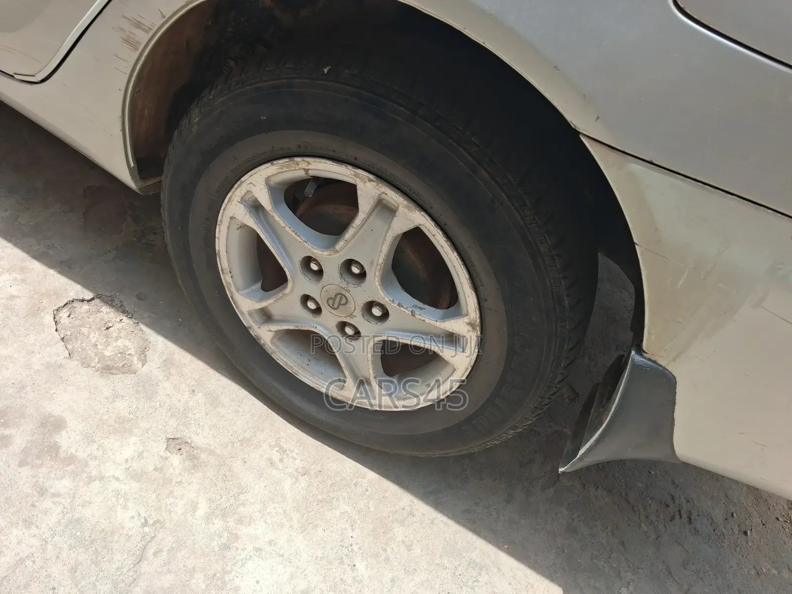 Toyota Camry 2004 Silver
