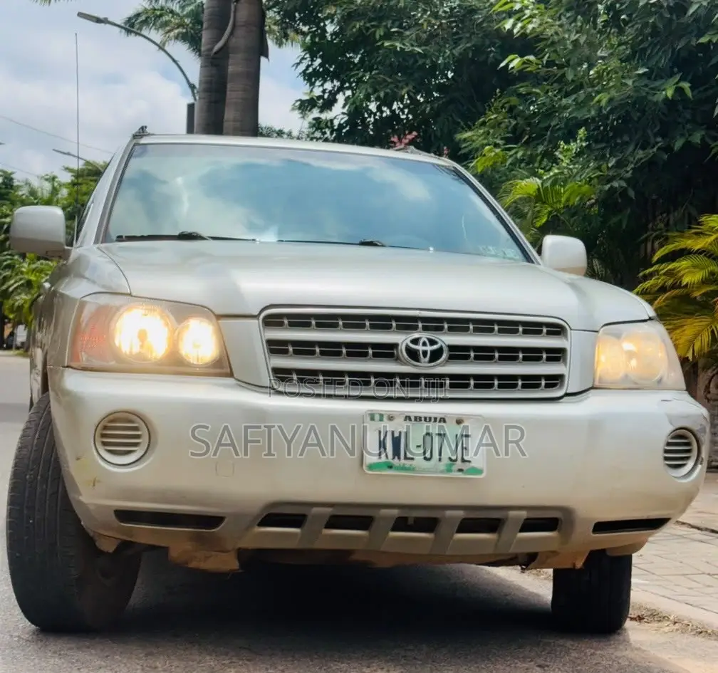 Toyota Highlander 2003 Silver