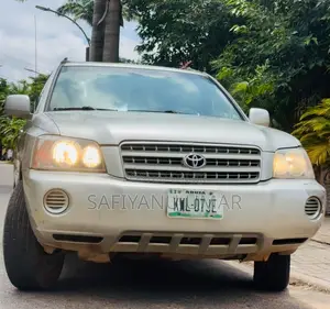 Toyota Highlander 2003 Silver