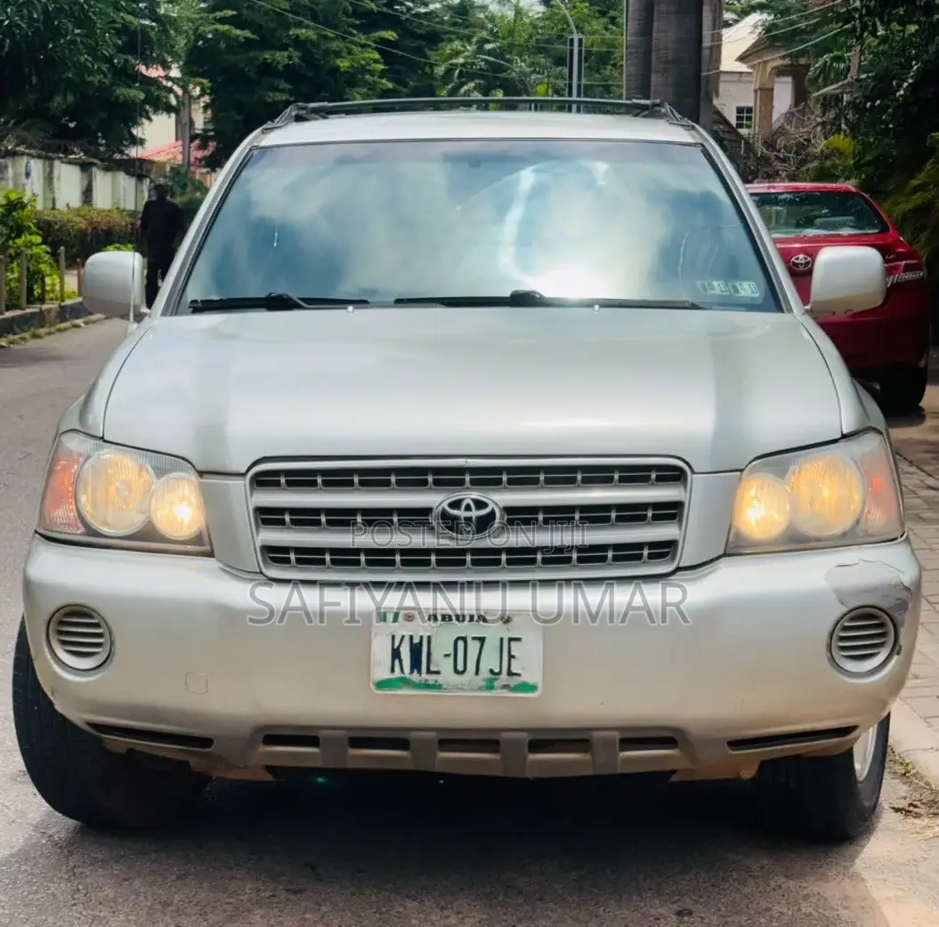 Toyota Highlander 2003 Silver