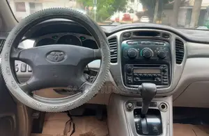 Toyota Highlander 2003 Silver