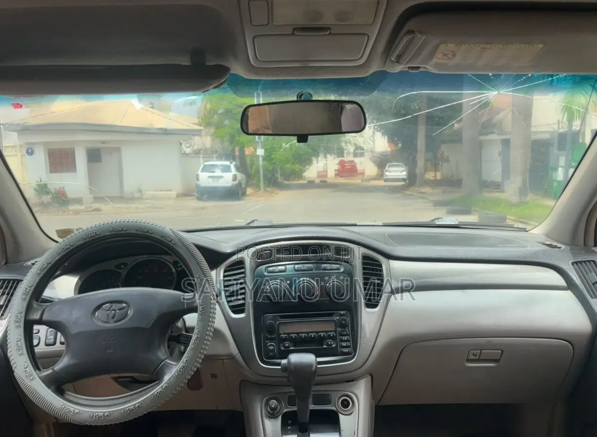 Toyota Highlander 2003 Silver
