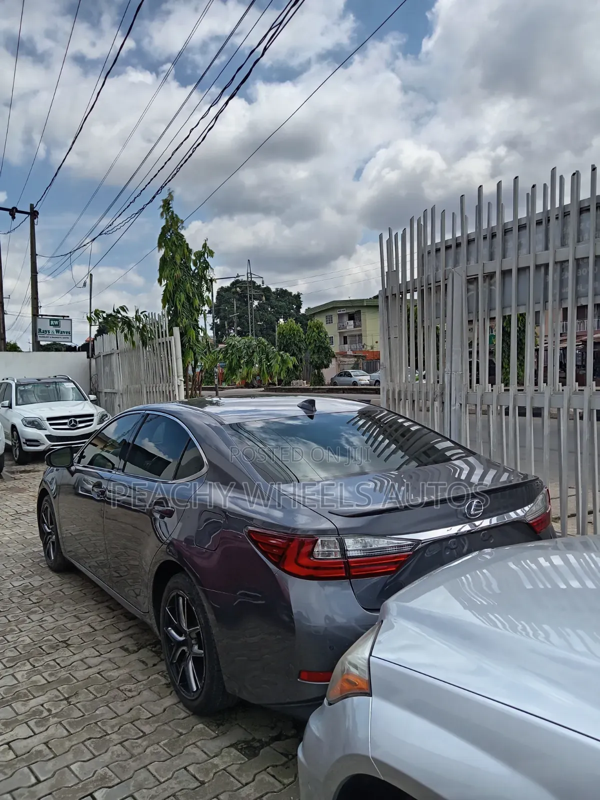 Lexus ES 2016 Gray