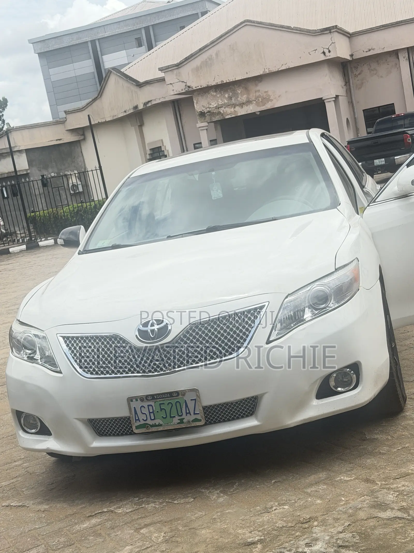 Toyota Camry 2010 White