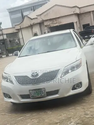 Toyota Camry 2010 White