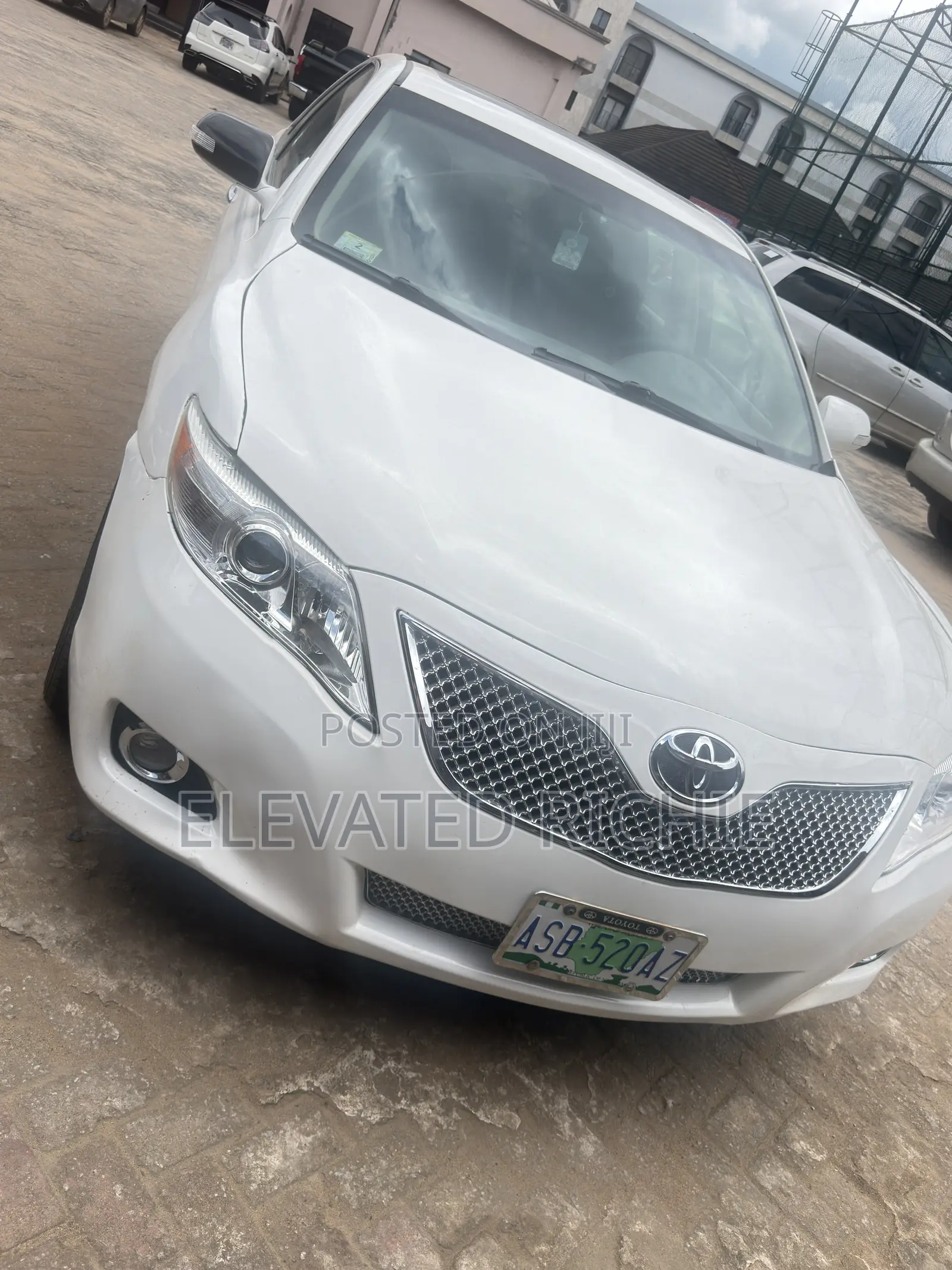 Toyota Camry 2010 White