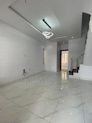 3bdrm Duplex in Ikota for rent