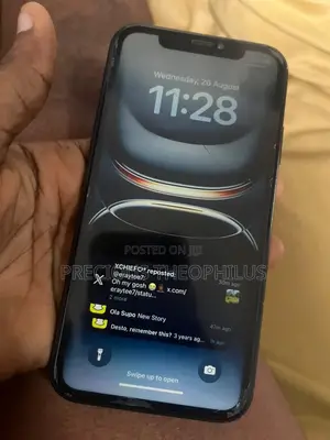 Apple iPhone XR 64 GB Black