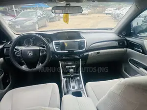 Honda Accord EX 4dr Sedan FWD (2.4L 4cyl 2A) 2016 Silver