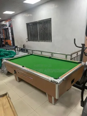 Snooker Board Coin and Marble
