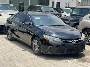 Toyota Camry SE 4dr Sedan (2.5L 4cyl 6A) 2017 Black