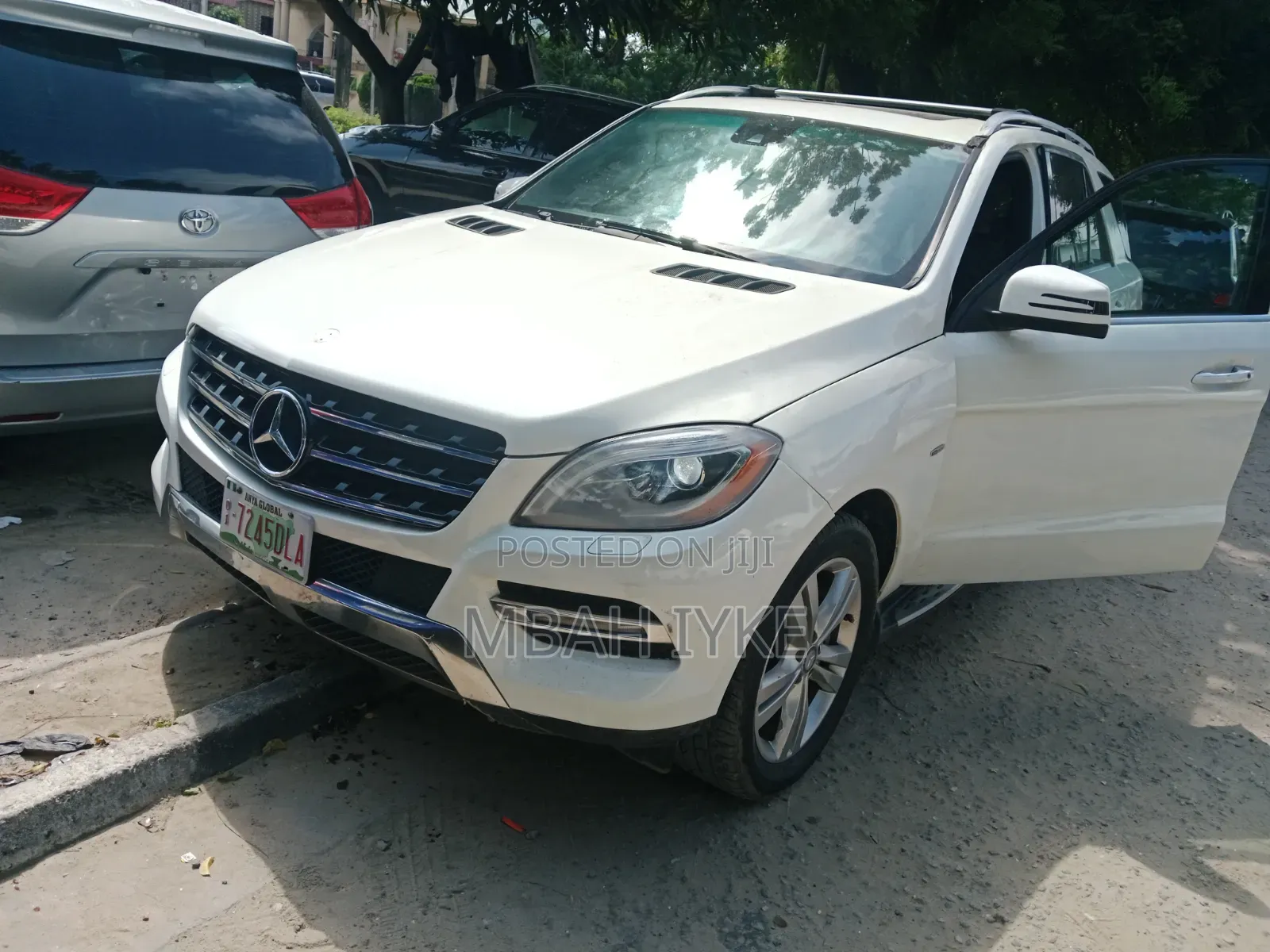 Mercedes-Benz M Class 2012 White