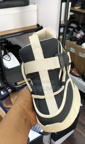 Naked Sneakers