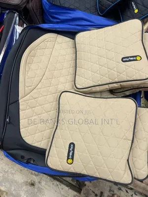 Seat Cover Milk and Black