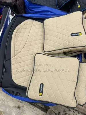 Seat Cover Milk and Black