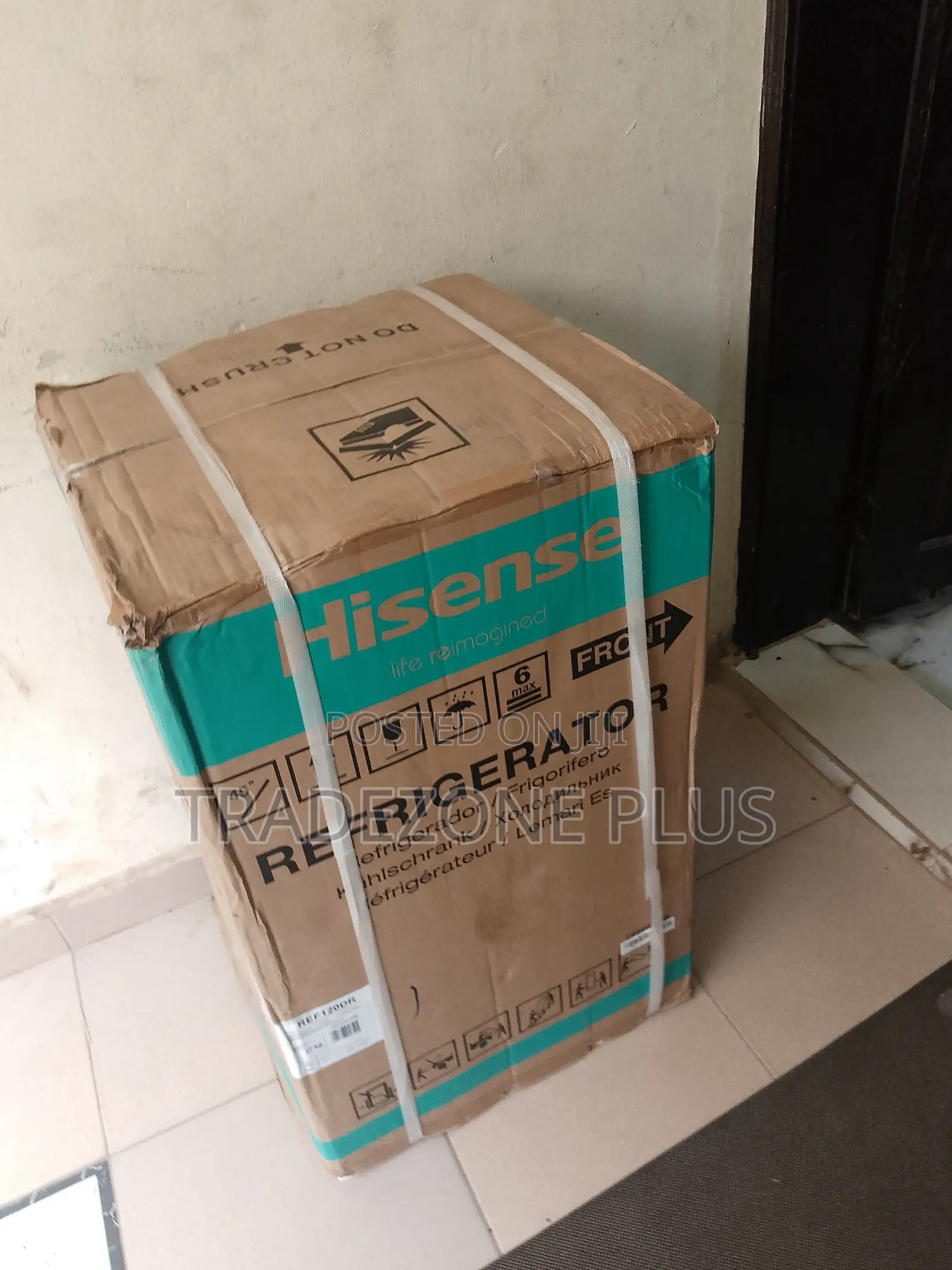 Hisense 87L Refrigerator – Silver Finish