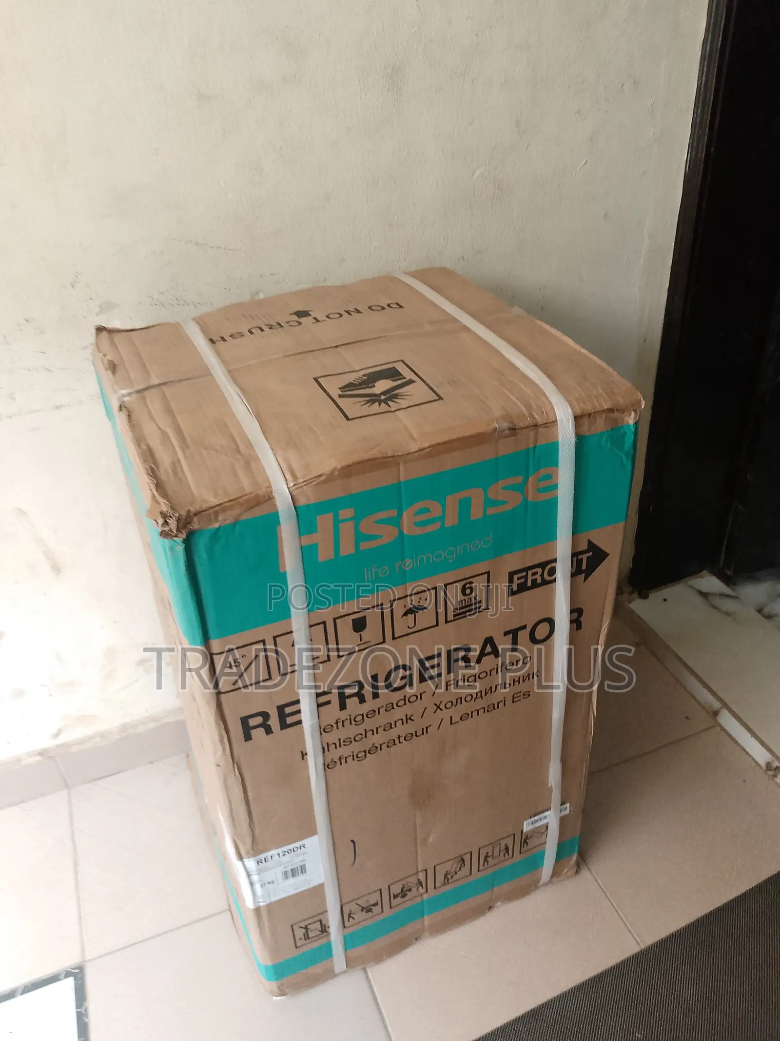 Hisense 87L Refrigerator – Silver Finish