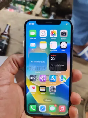 Apple iPhone X 64 GB White