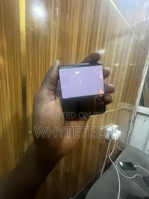Samsung Galaxy Z Flip4 256 GB Black