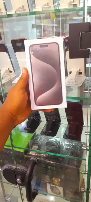 New Apple iPhone 15 Pro Max 1 TB Silver