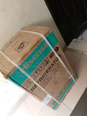 Compact Hisense Fridge With Freezer