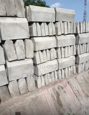 High Quality Pavers and Kerbs for Sale