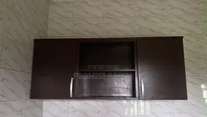 Neatly Used Kitchen Cabinet
