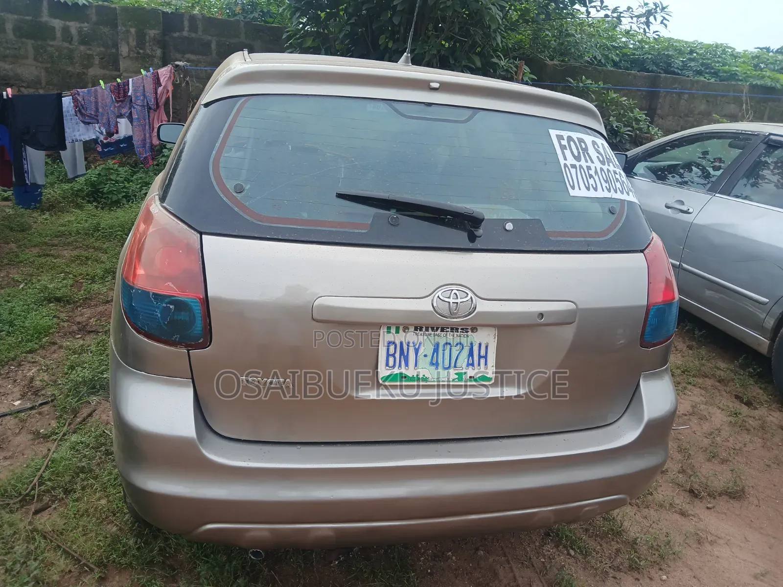 Toyota Matrix 2006 Gold