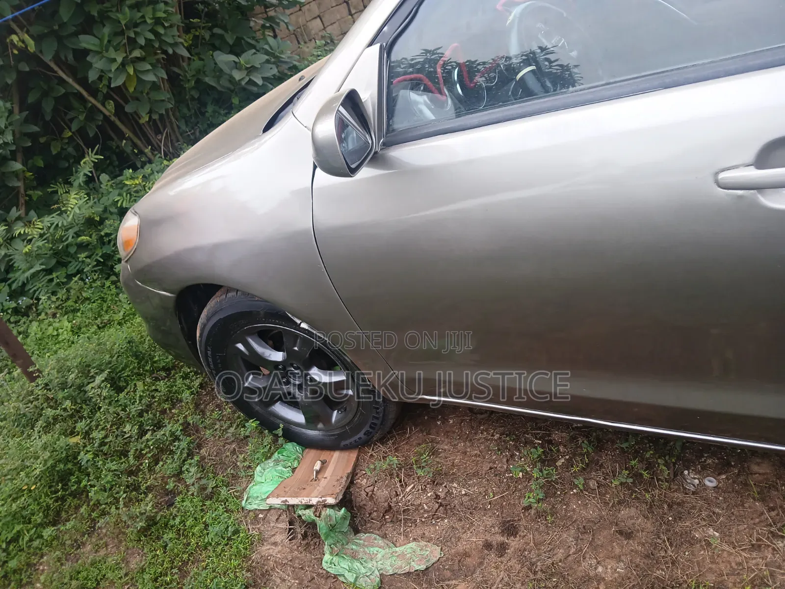 Toyota Matrix 2006 Gold