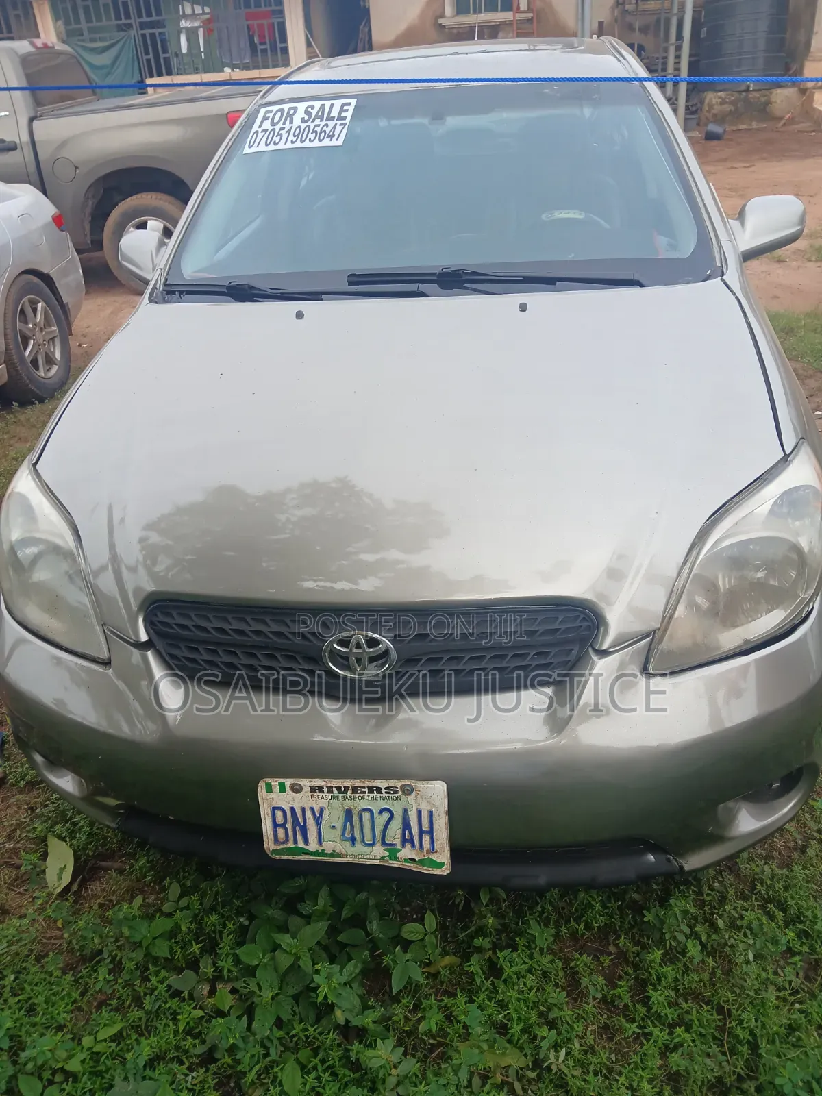 Toyota Matrix 2006 Gold