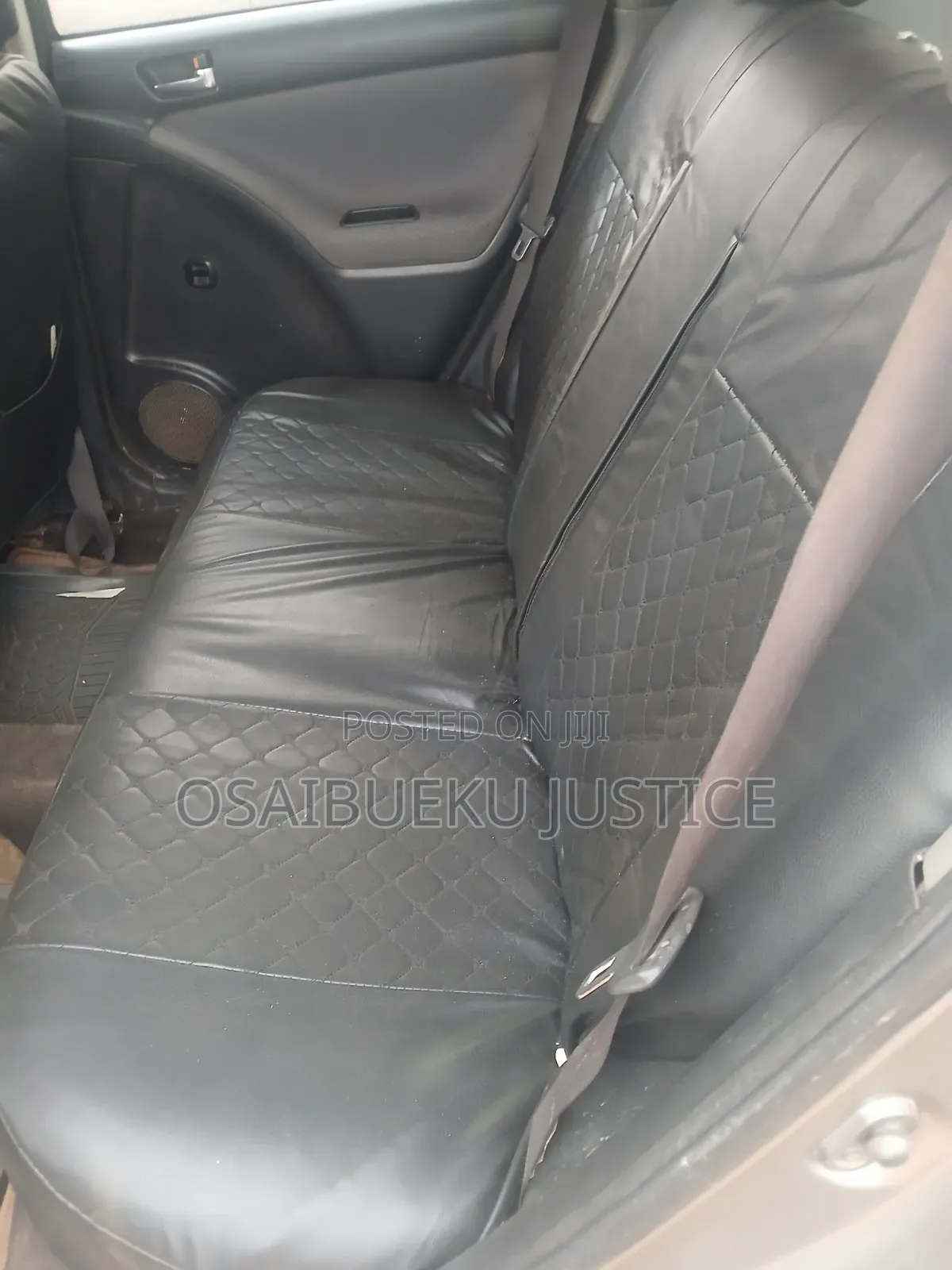 Toyota Matrix 2006 Gold