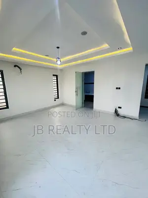 6bdrm Duplex in Ajah for sale