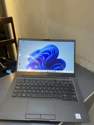 Laptop Dell Latitude 7300 16GB Intel Core i5 SSD 256GB