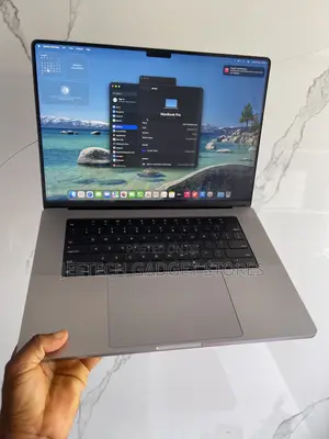 Laptop Apple MacBook Pro 2023 M2 Pro 16GB Apple M2 Ultra SSD 512GB