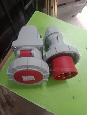 32Amp 5pin Industrial Socket & Plug