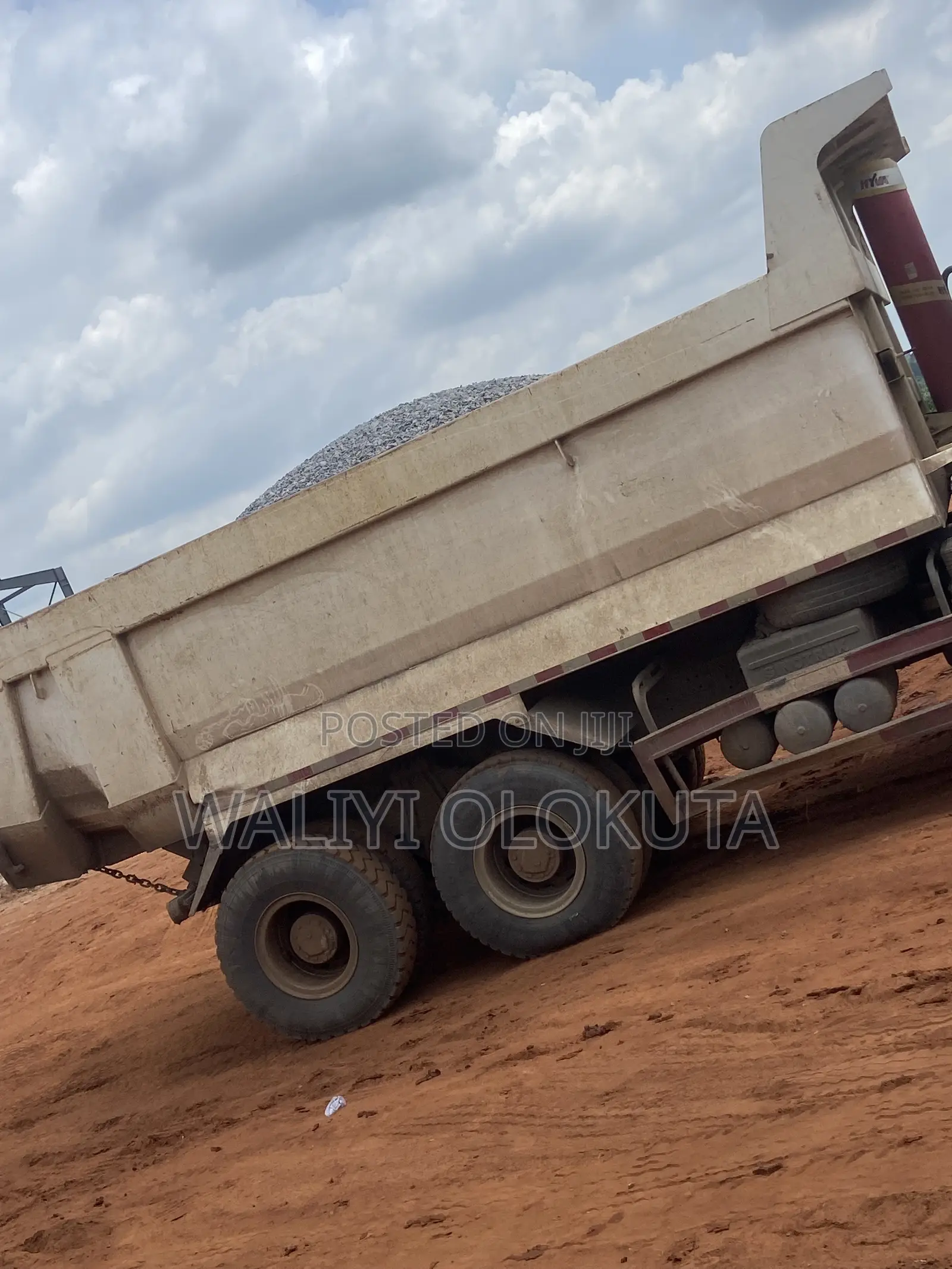 30 Tons Granite