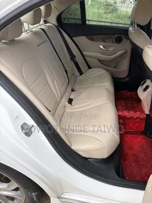 Mercedes-Benz C300 2018 White